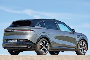 Zeekr 7X AWD