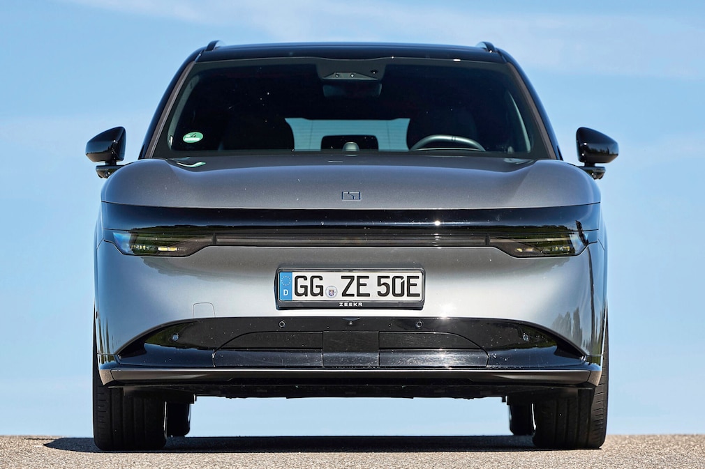 Zeekr 7X AWD