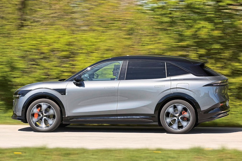 Zeekr 7X AWD