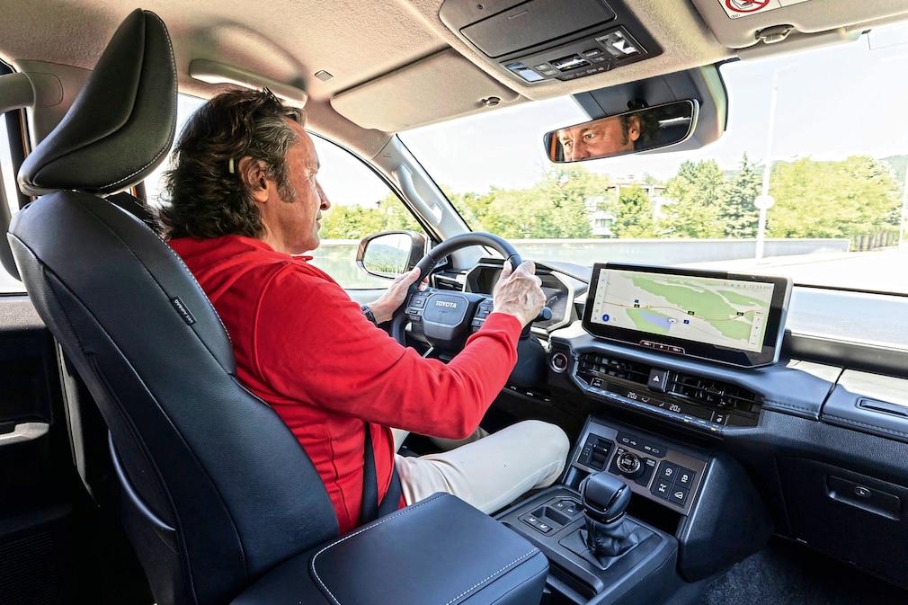 Toyota Hilux 2.8 D-4D Mildhybrid