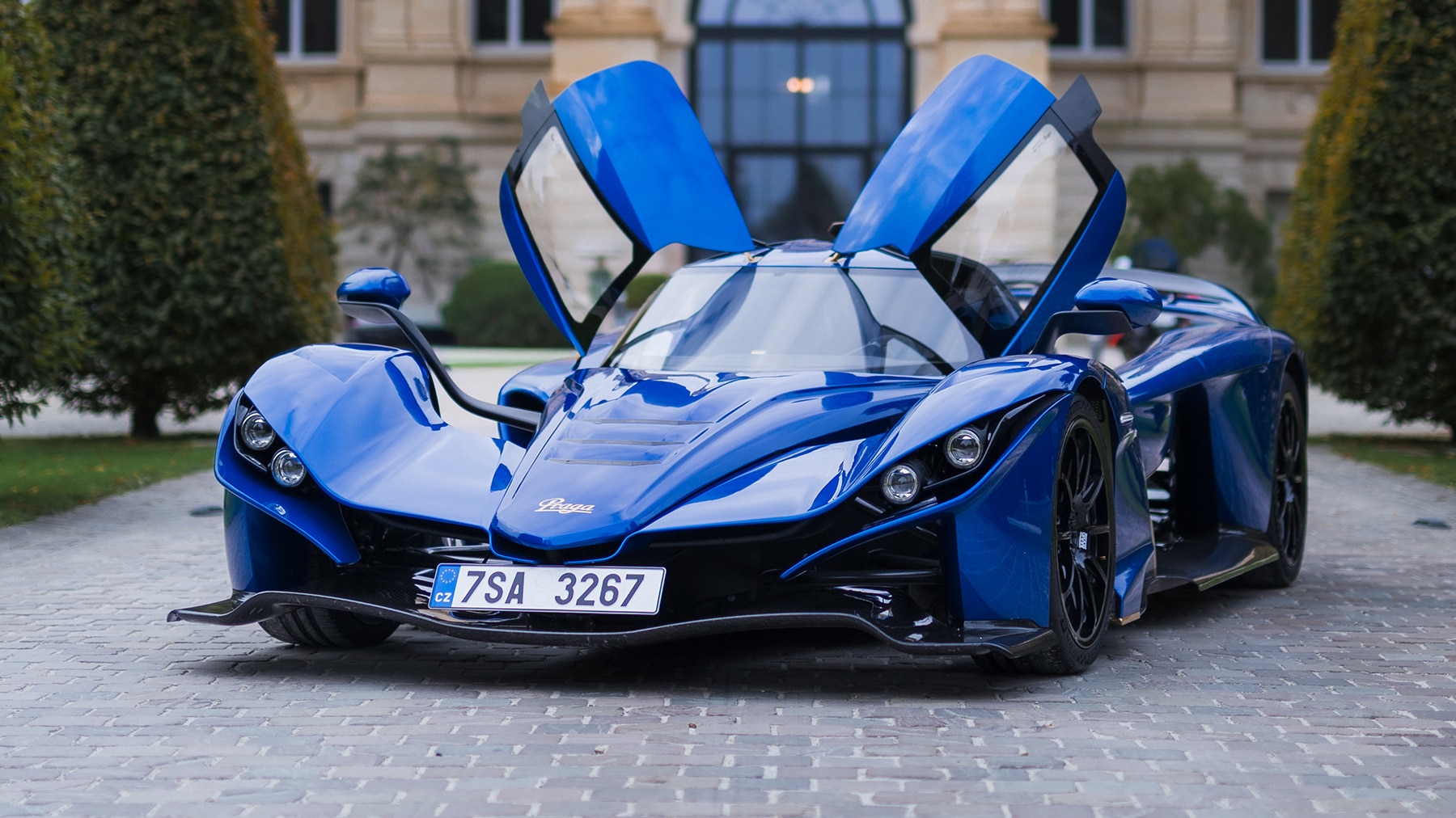 980-Kilo-und-700-PS-So-extrem-f-hrt-Tschechiens-Hypercar
