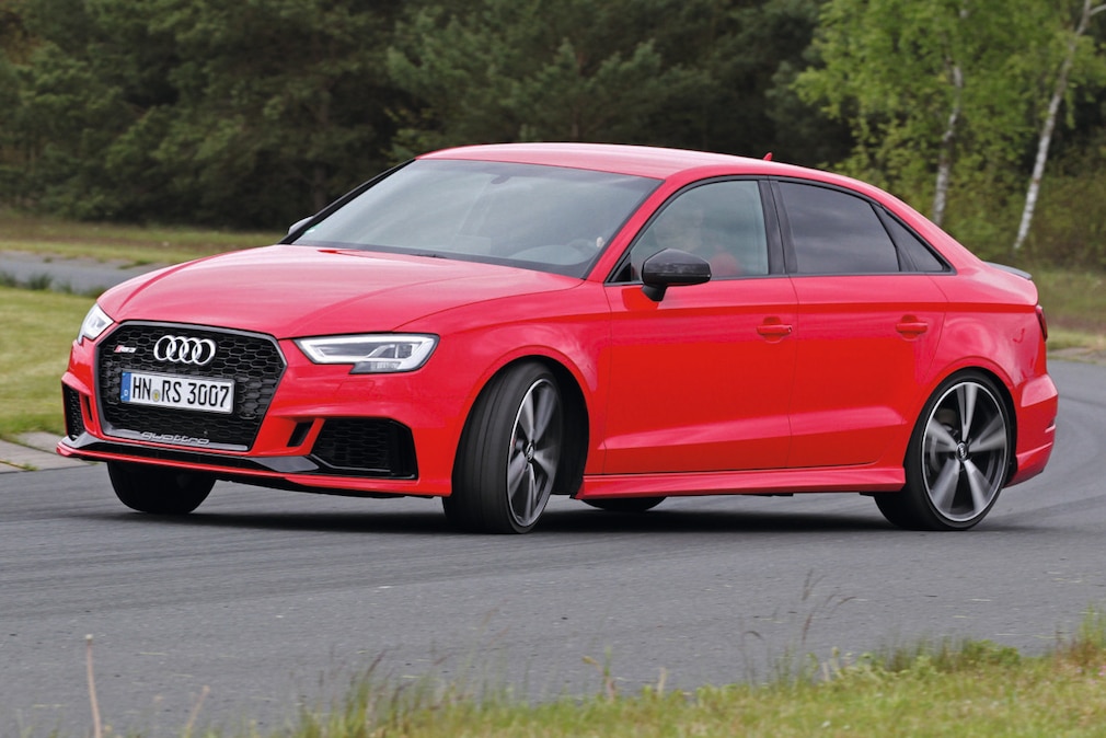 Audi RS3 2.5 TFSI quattro