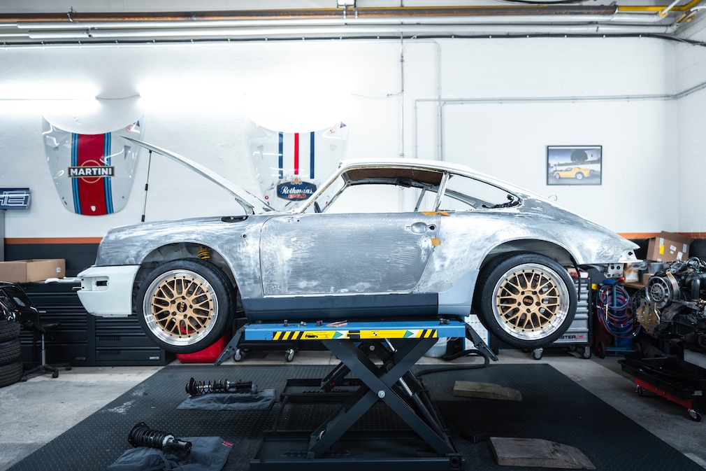 Porsche 911 (964)