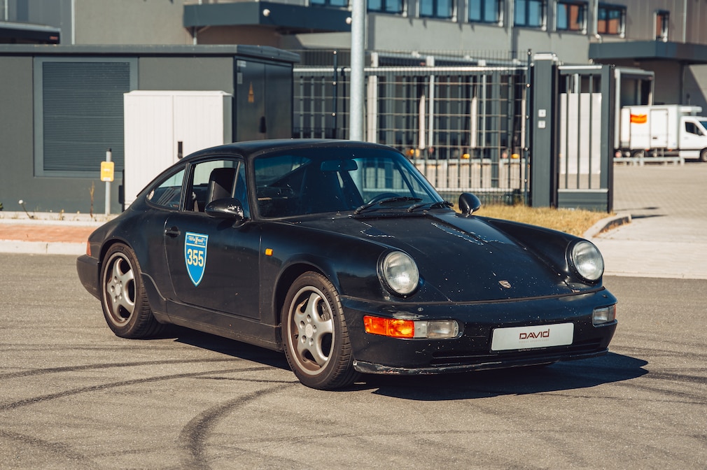 Porsche 911 (964)