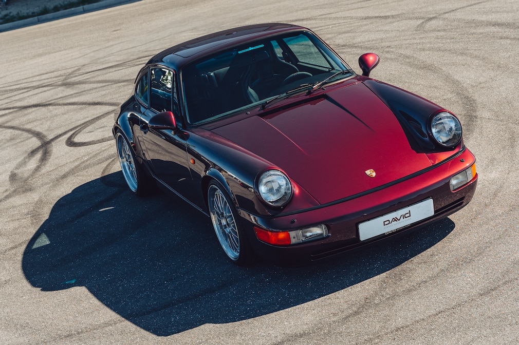 Porsche 911 (964)