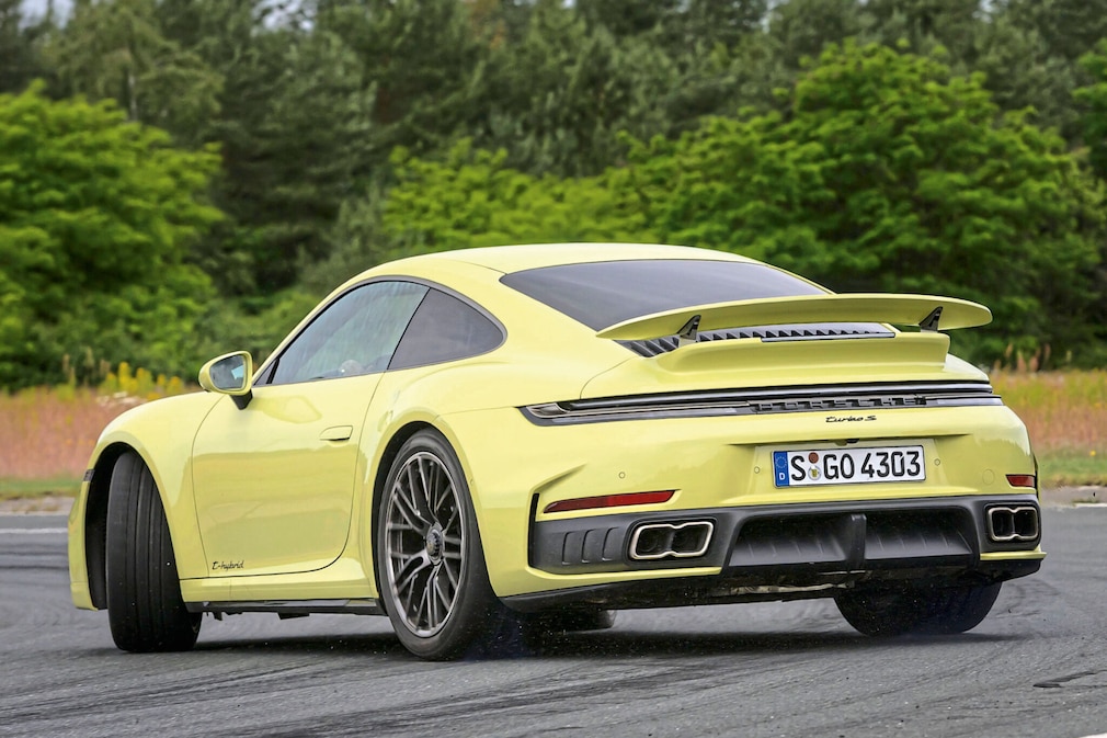 Porsche 911 Turbo S