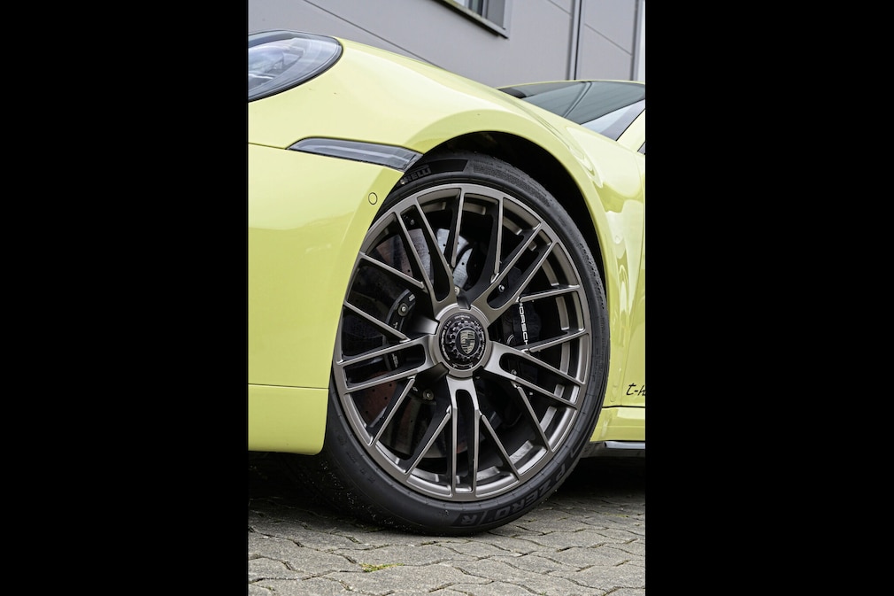 Porsche 911 Turbo S