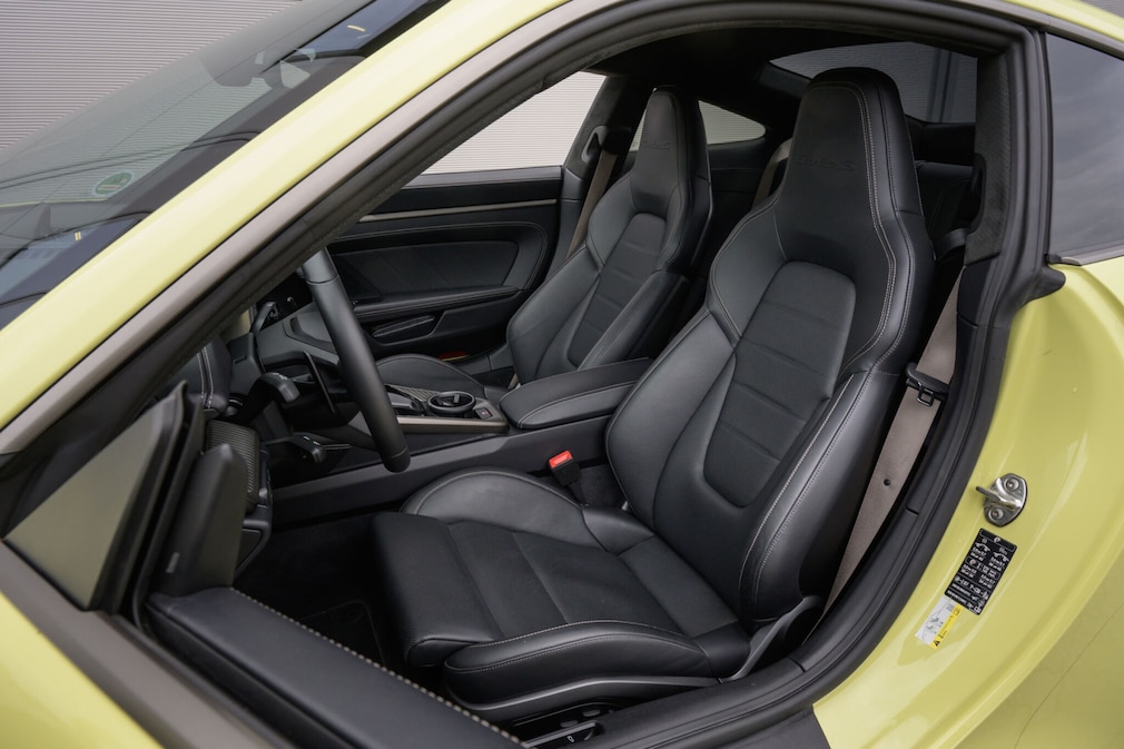 Porsche 911 Turbo S