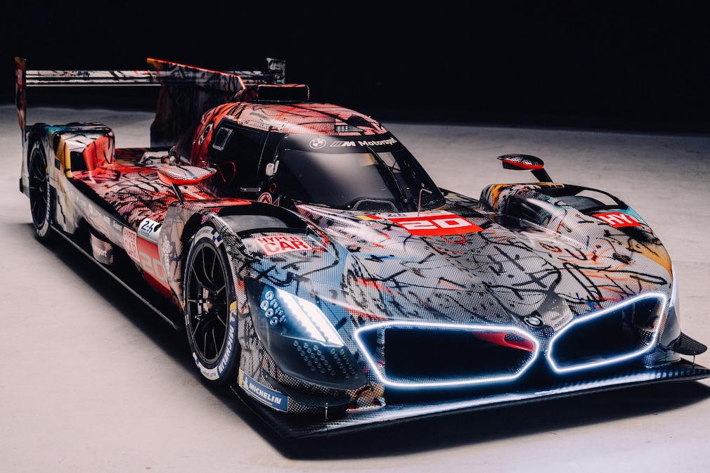 BMW Art Car BMW M Hybrid V8