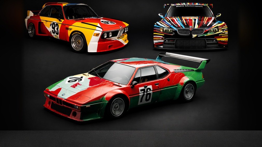 Collage aus BMW Art Cars: BMW 3.0 CSL Alexander Calder, BMW M3 GT2 Jeff Koons und BMW M1 Gruppe 4 Andy Warhol
