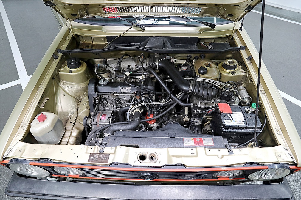 VW Golf 1 GTI Pirelli