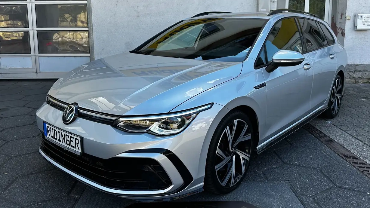 VW Golf Variant