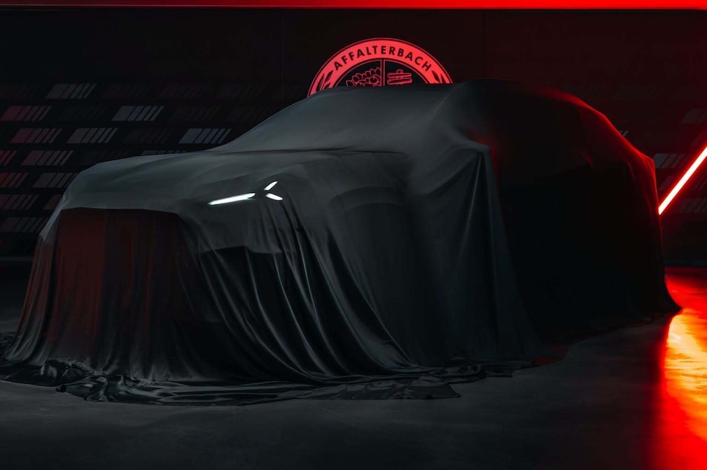 Mercedes-AMG GT SUV Teaser