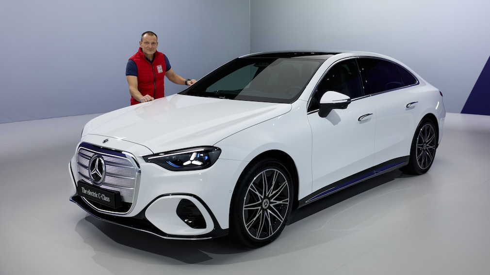 Mercedes C-Klasse C 400 4Matic EQ