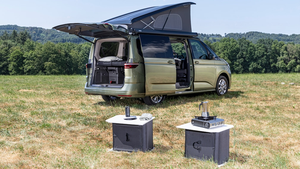 VW California mit neuen Campingmodulen