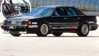 Weltrekordauto, Rekordauto: Audi 5000 CS turbo quattro Baujahr 1986, stehend schräg von vorn, plus Foto vom Innenraum