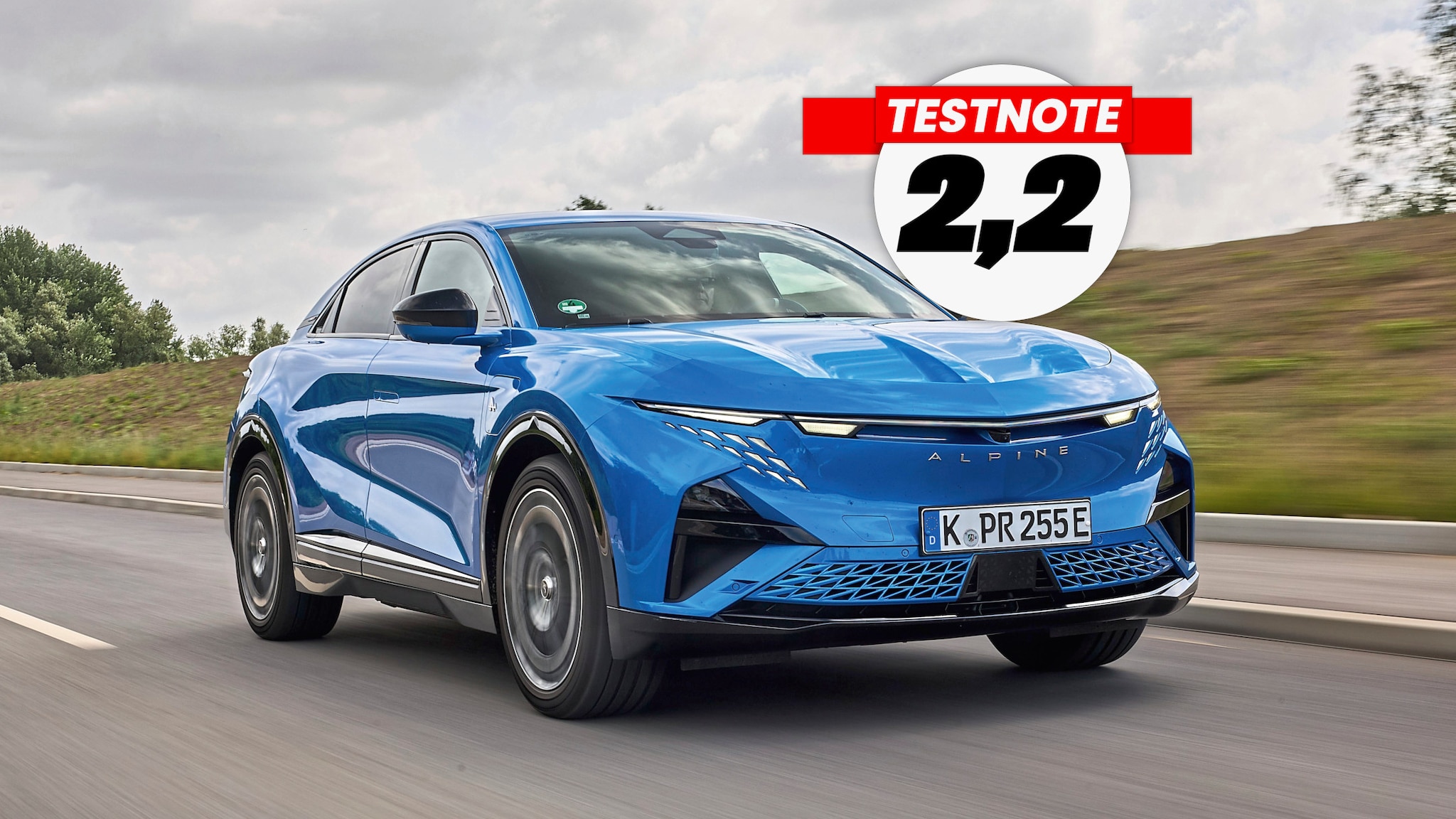Alpine A390 GT: Мощный электроседан с характером средневековой крепости