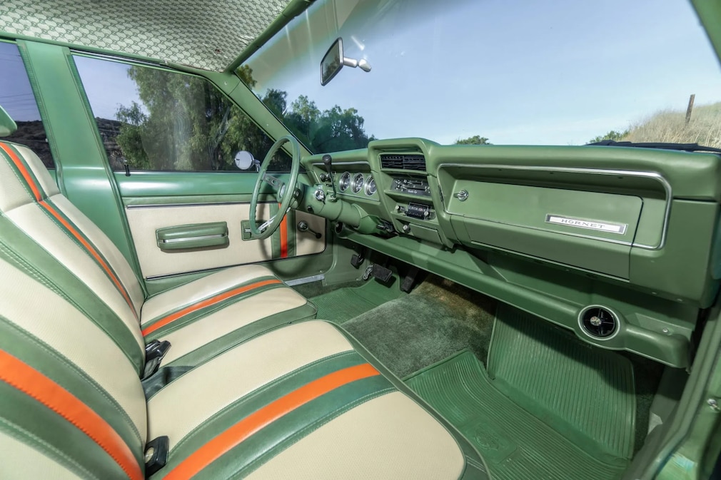 Cockpit des AMC Hornet Gucci Sportabout