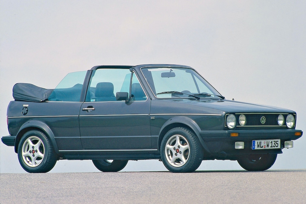 VW Golf 1 Cabriolet Etienne Aigner stehend schräg von vorn