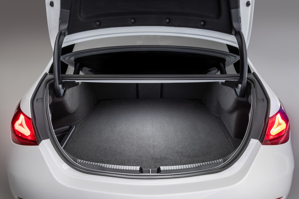 Mercedes C-Klasse Facelift !!! SF: 17.08.2026, 16 Uhr !!!