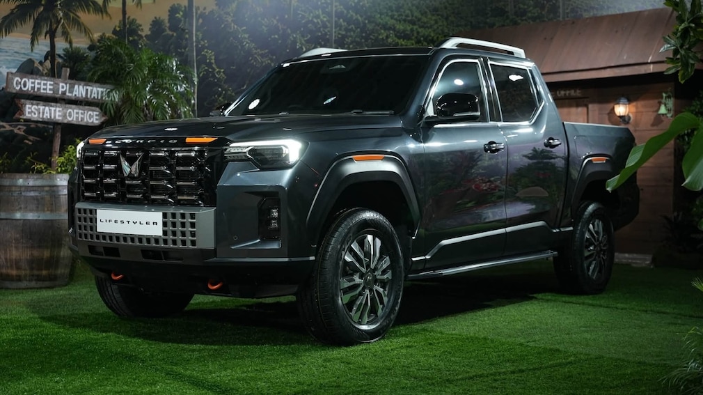 Mahindra Scorpio Lifestyler Pick-up bei der Premiere.