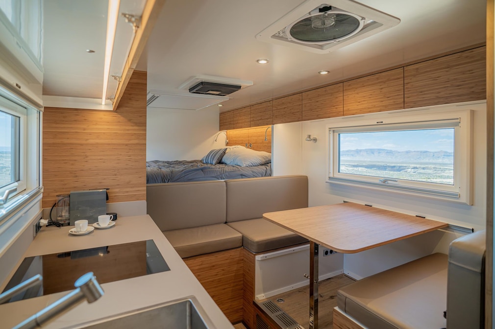 Acela Monterra GL 4x4 KRUG Expedition