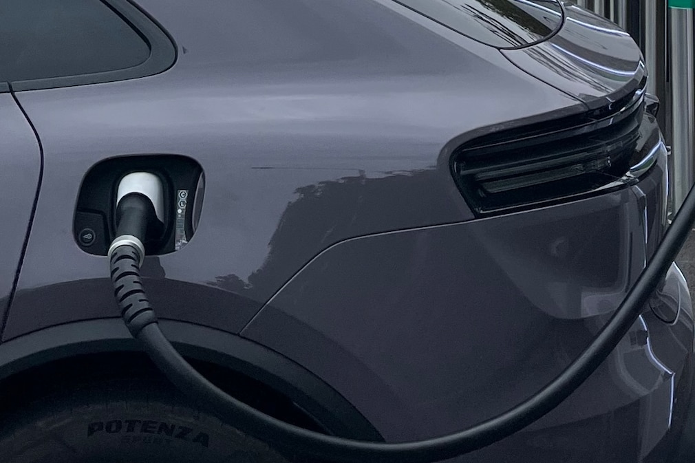 Porsche Macan Electric