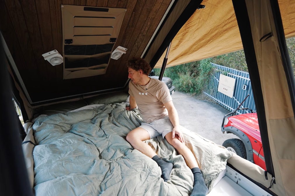 Toyota HiAce 4x4 von Headspace Campers