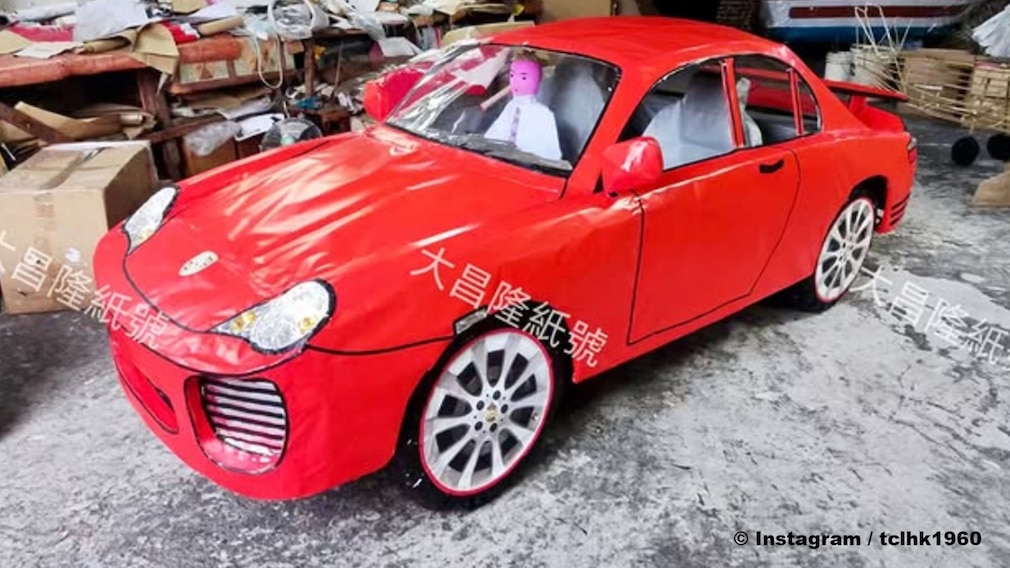 Traumautos aus Papier Porsche
