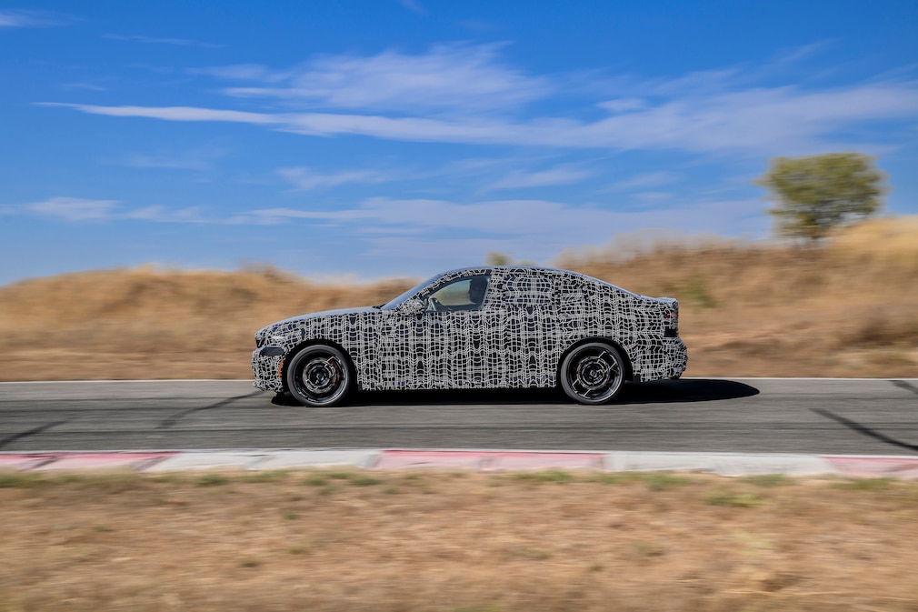 BMW M350 xDrive Prototyp