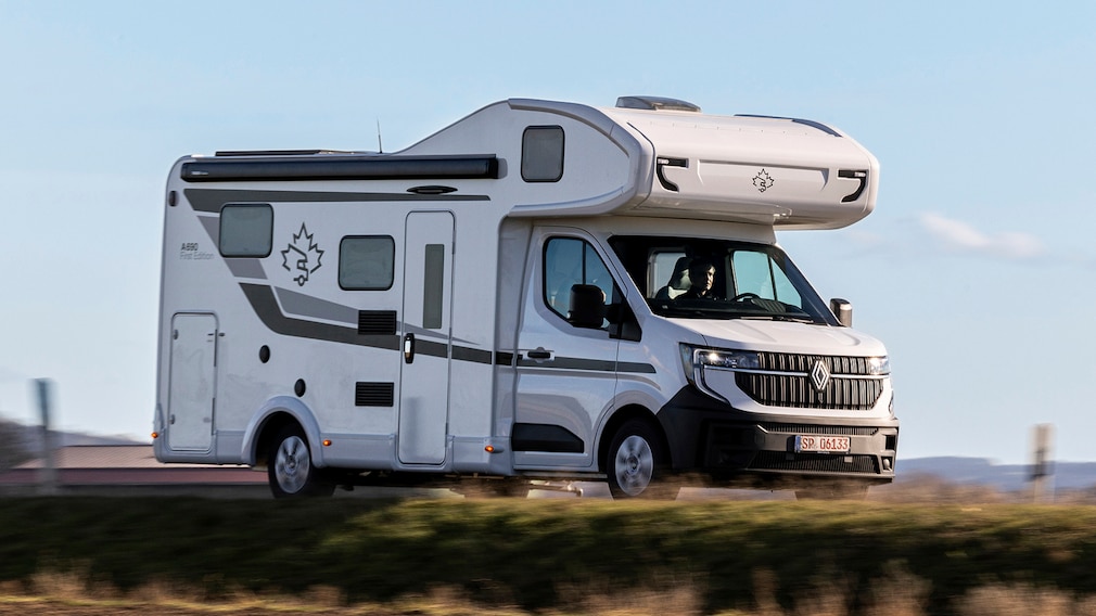 Der Ahorn Camp A 690 macht Familienurlaub bezahlbar