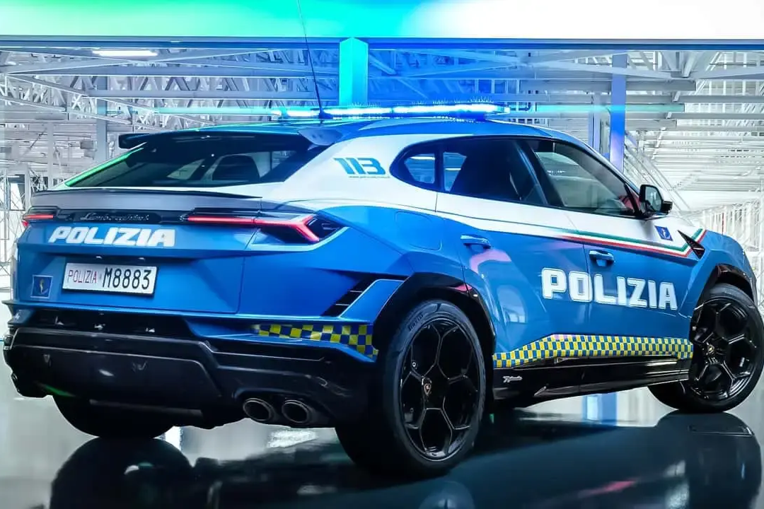 Urus Performante Polizia