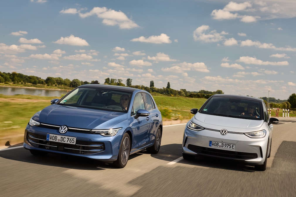 VW Golf 1.5 eTSI VW ID.3 Pro 59 kWh