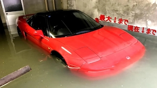 Honda NSX mit Wasserscahden