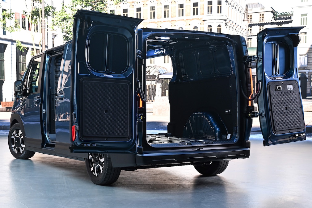 Kia PV7 Cargo