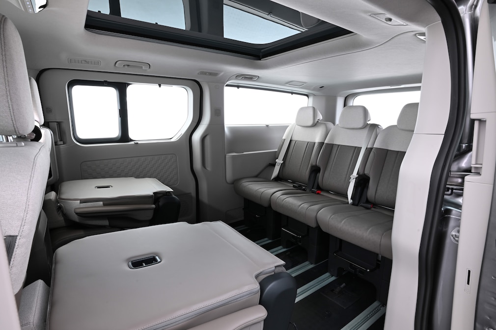 Kia PV7 Passenger