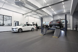Autohaus Max Saparautzki