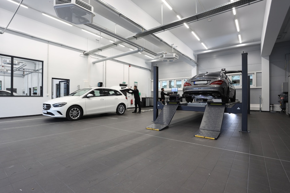 Autohaus Max Saparautzki