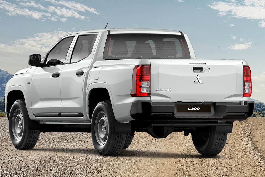 Mitsubishi L200 in der Heckansicht