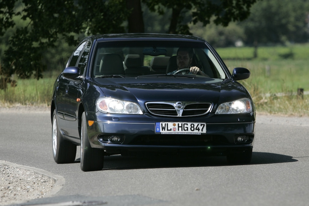 Nissan Maxima QX 3.0 V6