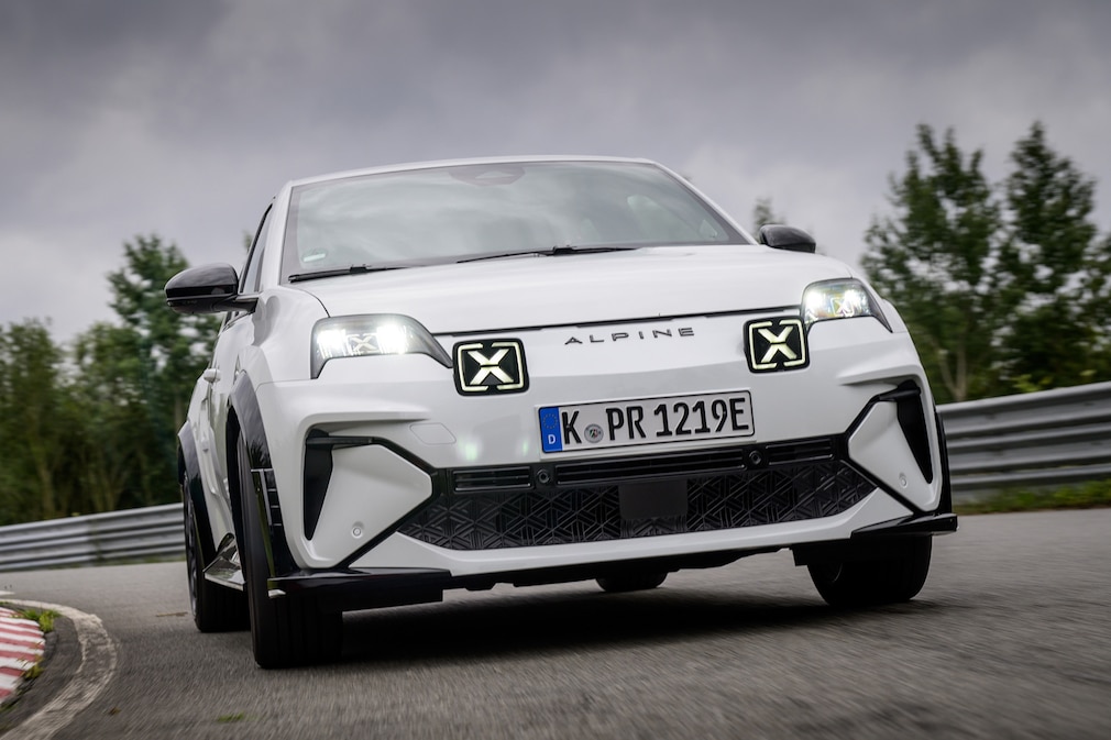 Die besten Autos unter 4,20 m mit mehr als 200 PS im Test