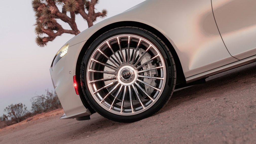 Dieser Brabus bekommt seinen eigenen Reifen