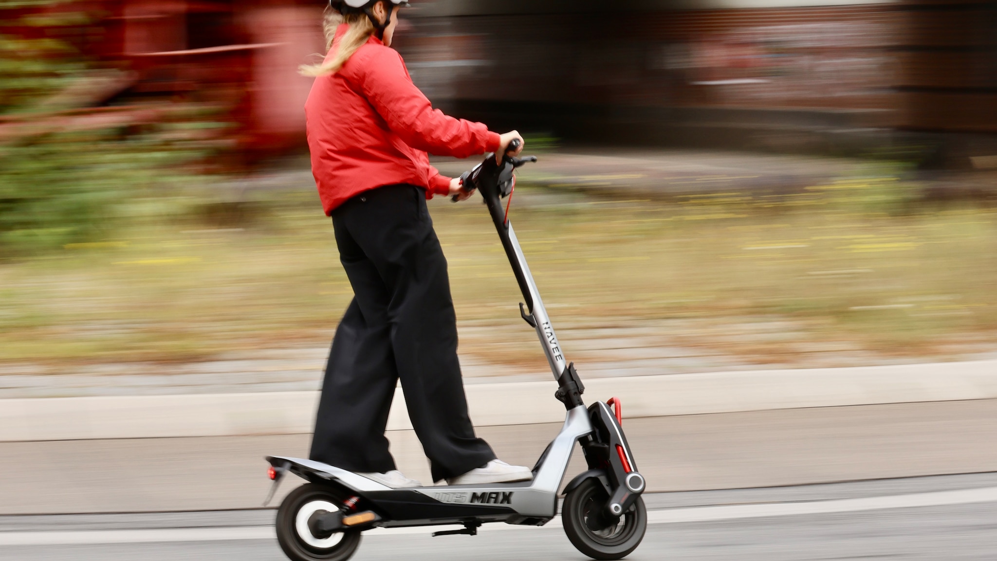 Navee UT5 Max: E-scooter in the test - | AUTO BILD