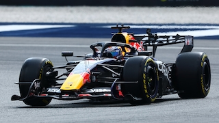 Verstappen lässt in Malaysia aufhorchen