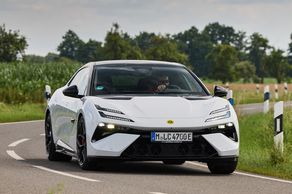Lotus Emeya 600