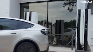Tesla erlaubt Notfall-Flucht vom Supercharger