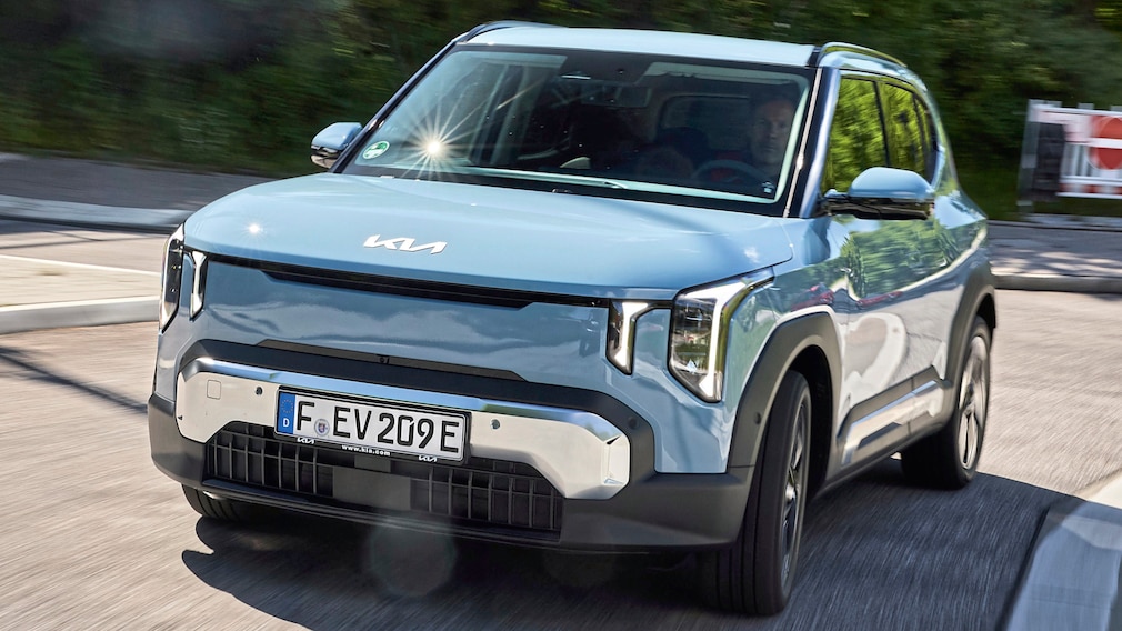 Kia EV2