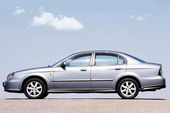Daewoo Evanda 2.0 CDX Daewoo Evanda 2.0 CDX