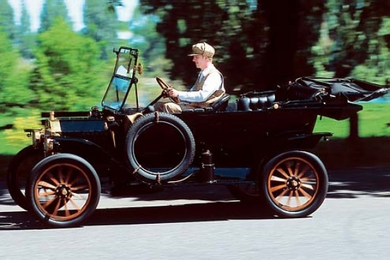 Jubiläumsfahrt im legendären T-Modell Jubiläumsfahrt im legendären T-Modell