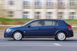 Opel legt zweistellig zu